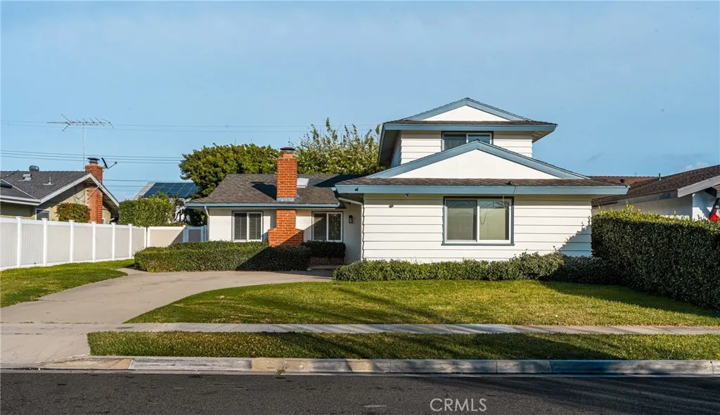 17588 Santa Paula, Fountain Valley, California 92708 home-pic-2