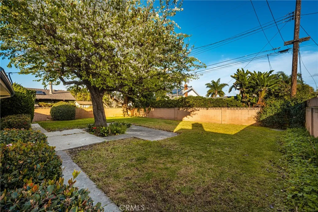 17588 Santa Paula, Fountain Valley, California 92708 home-pic-38