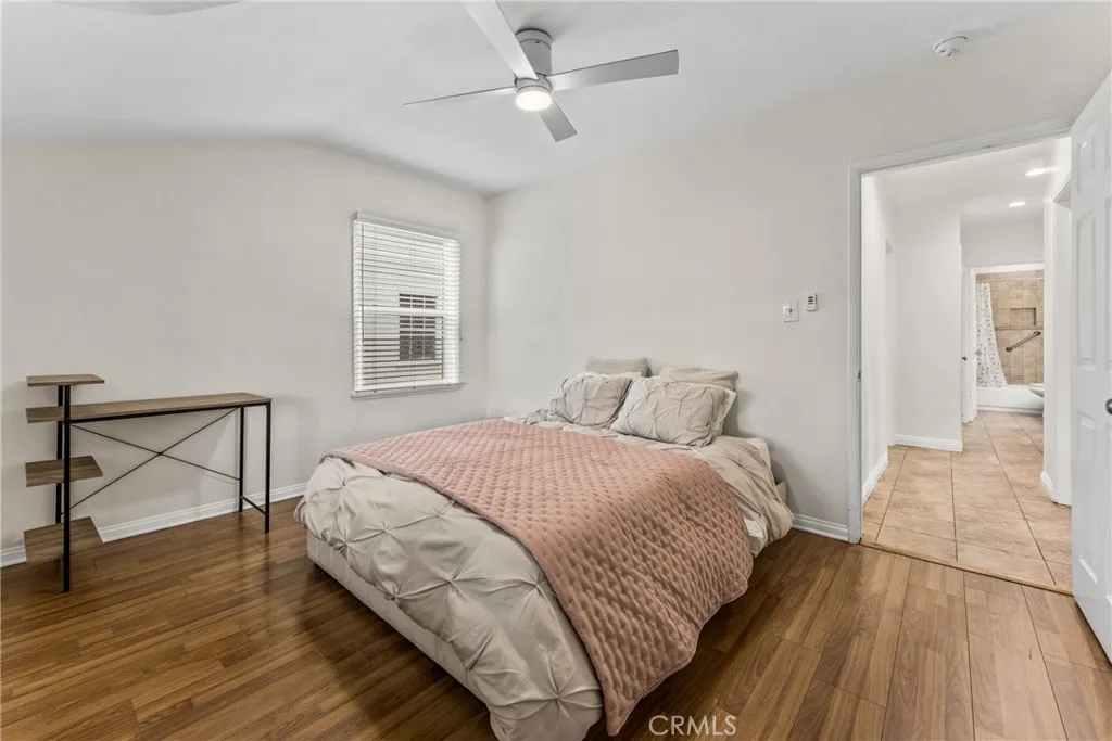 2057 W 96th Street, Los Angeles, California 90047 home-pic-21