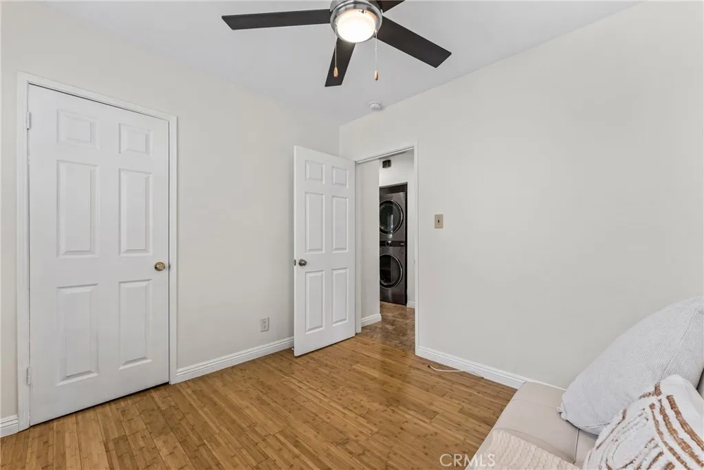 2057 W 96th Street, Los Angeles, California 90047 home-pic-23