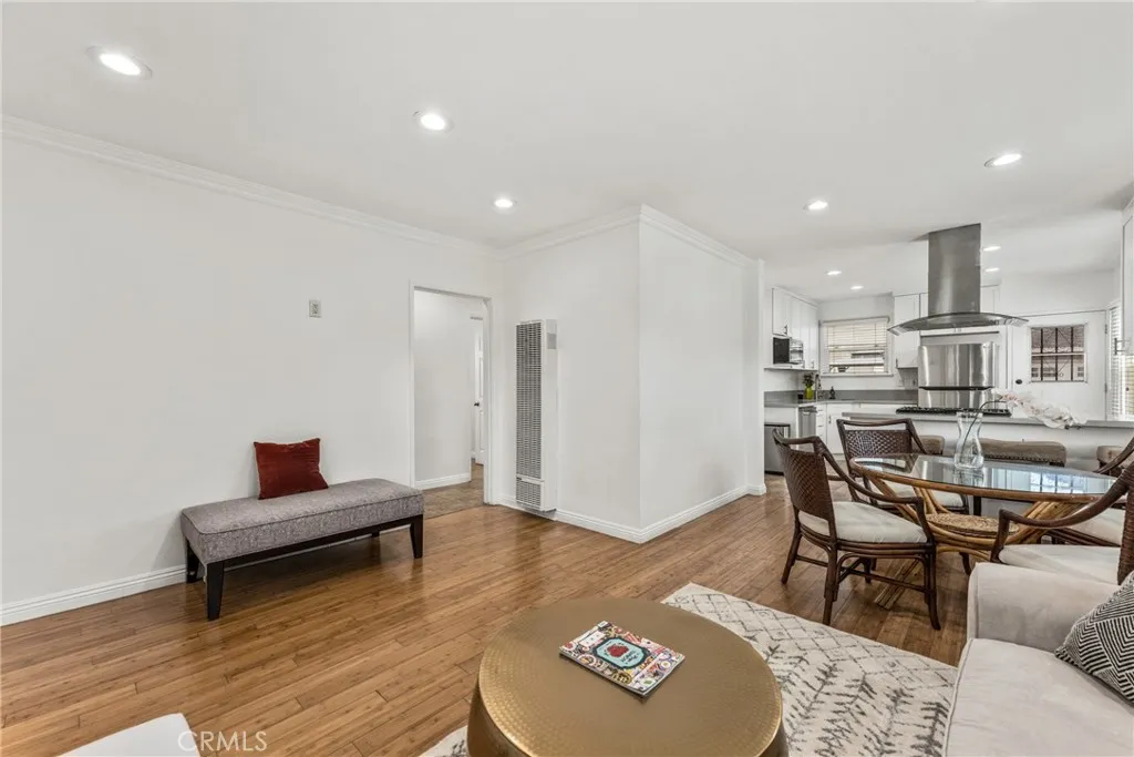 2057 W 96th Street, Los Angeles, California 90047 home-pic-6