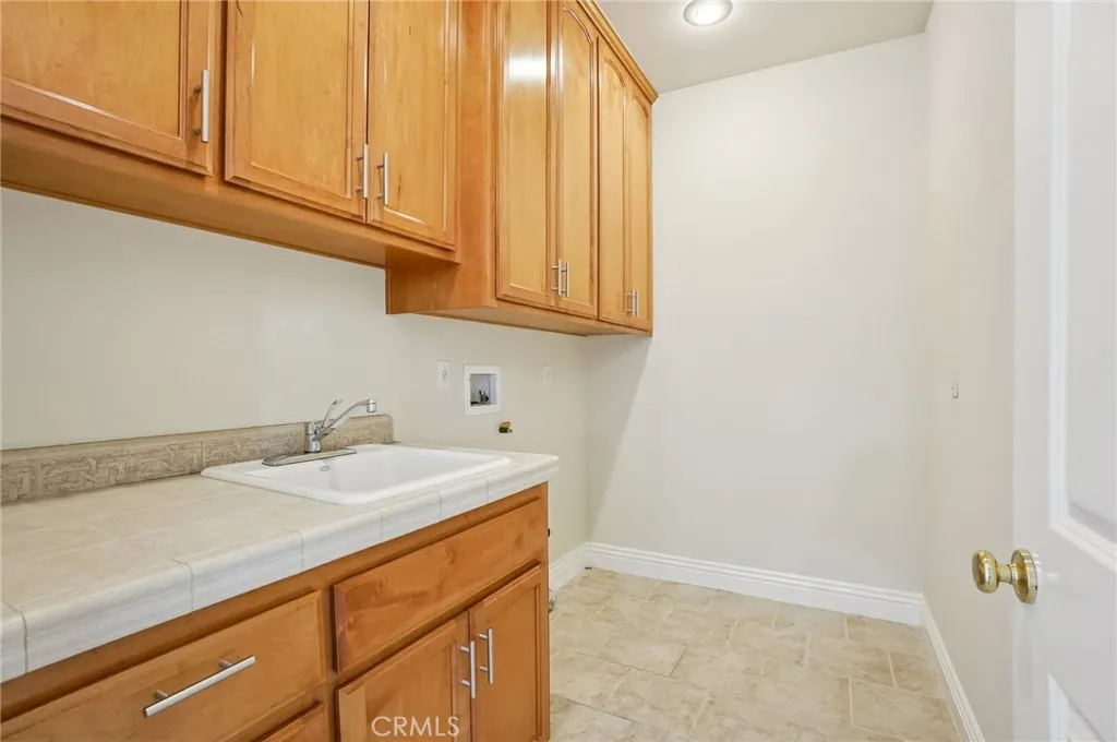 17405 Jasmine Way, Cerritos, California 90703 home-pic-44