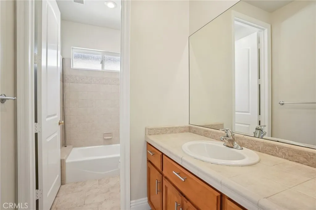 17405 Jasmine Way, Cerritos, California 90703 home-pic-31