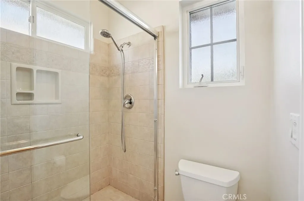 17405 Jasmine Way, Cerritos, California 90703 home-pic-29