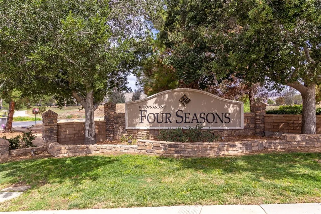 8061 Mickelson Way, Hemet, California 92545 home-pic-34