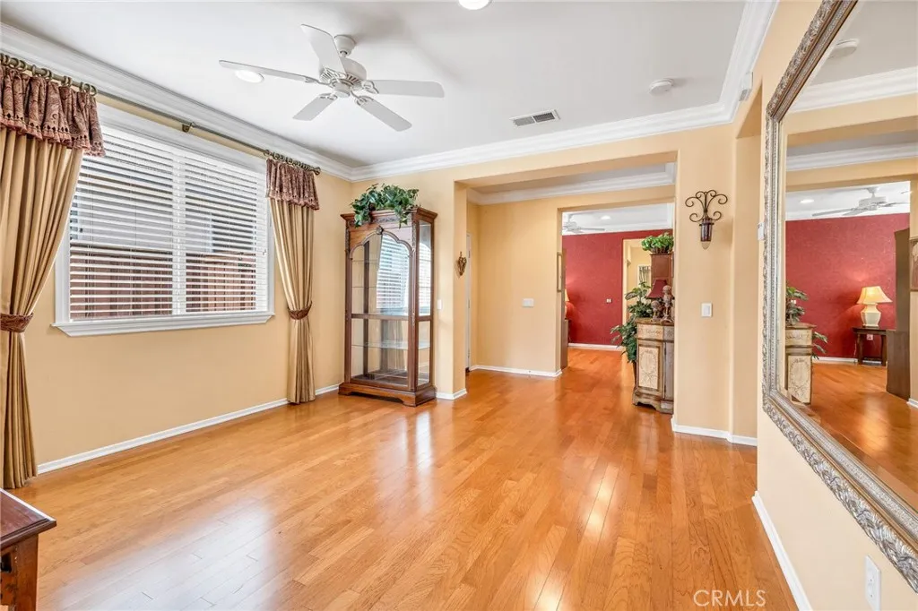 8061 Mickelson Way, Hemet, California 92545 home-pic-6