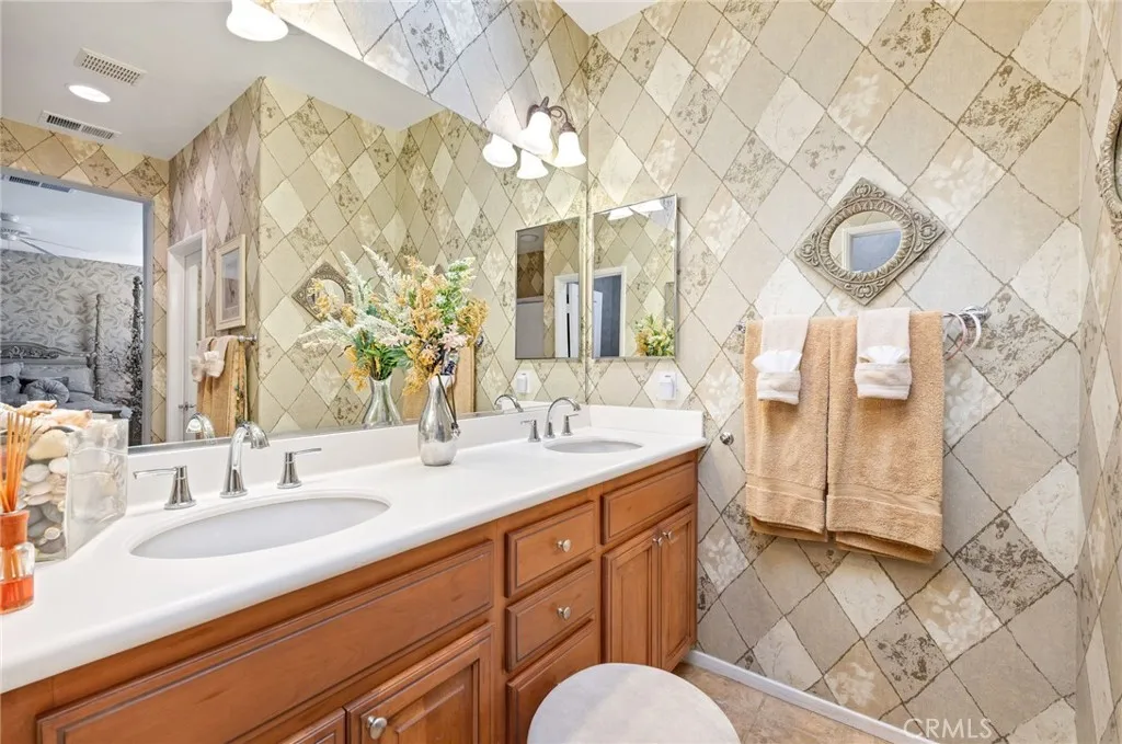 8061 Mickelson Way, Hemet, California 92545 home-pic-24