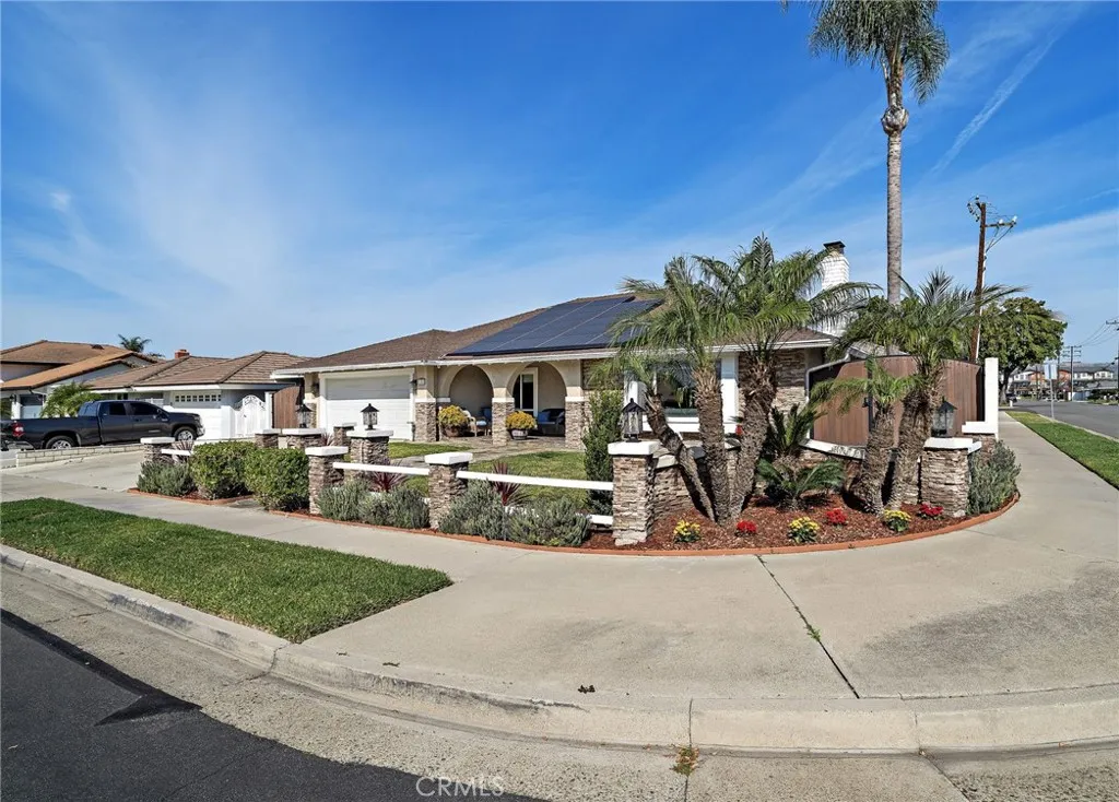 1355 Montevideo, Placentia, California 92870 home-pic-1