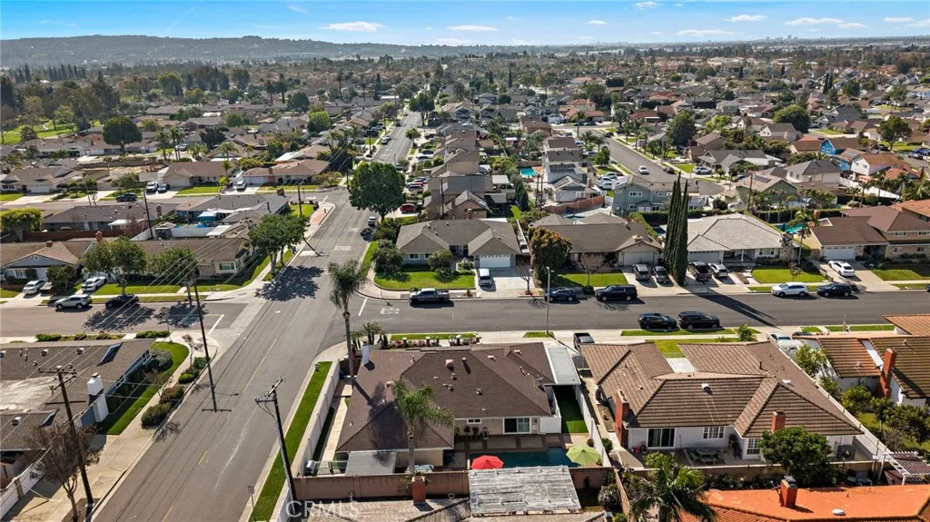 1355 Montevideo, Placentia, California 92870 home-pic-40