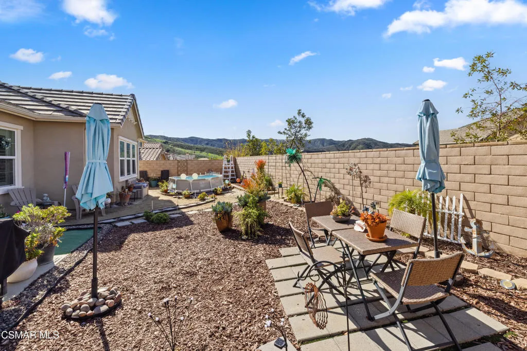 417 White Bark Lane, Simi Valley, California 93065 home-pic-28