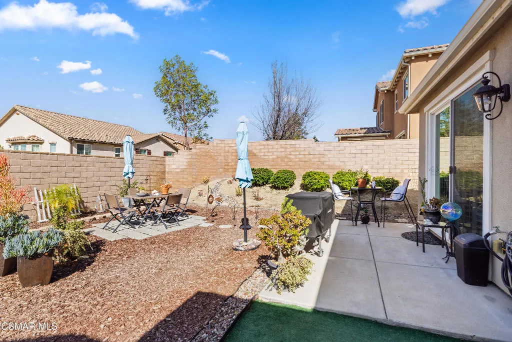 417 White Bark Lane, Simi Valley, California 93065 home-pic-26