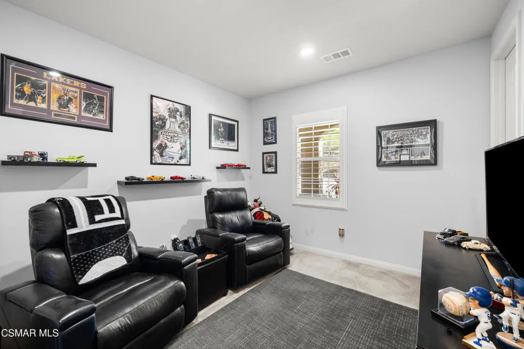 417 White Bark Lane, Simi Valley, California 93065 home-pic-22