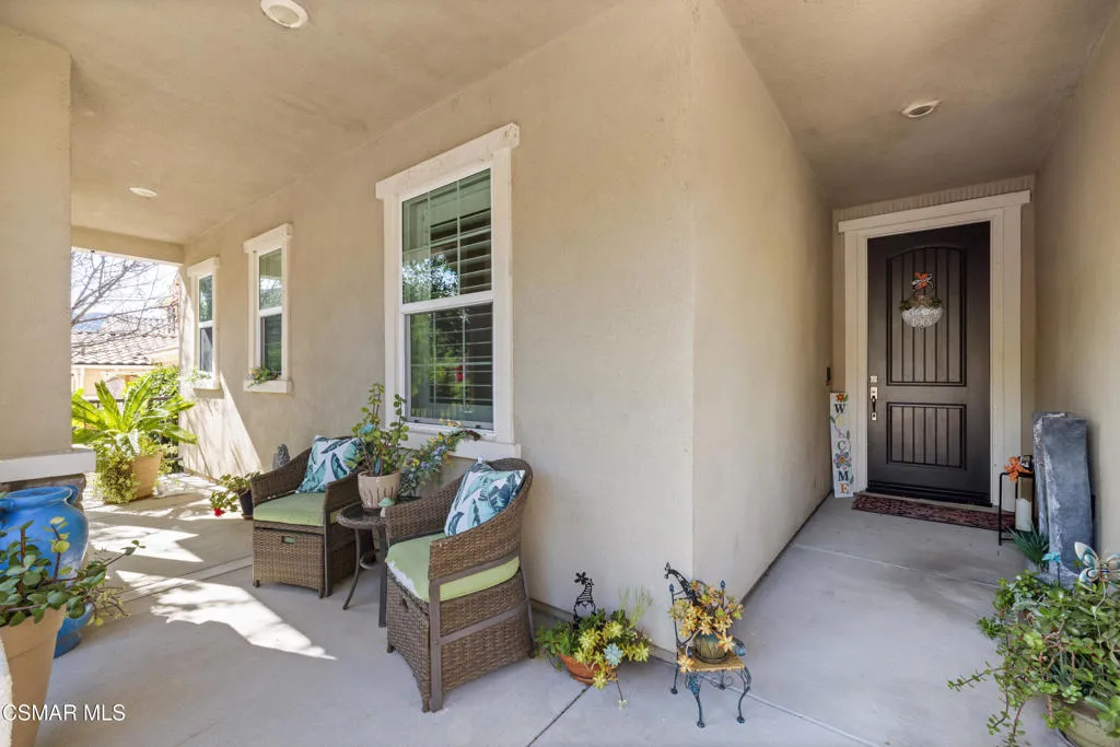 417 White Bark Lane, Simi Valley, California 93065 home-pic-5