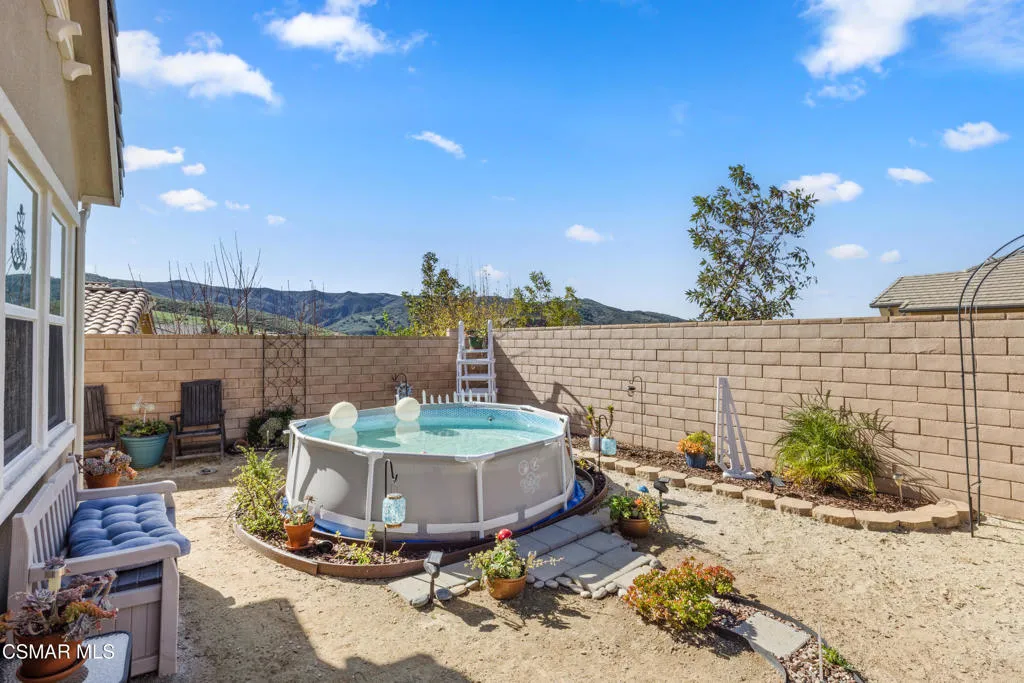 417 White Bark Lane, Simi Valley, California 93065 home-pic-29