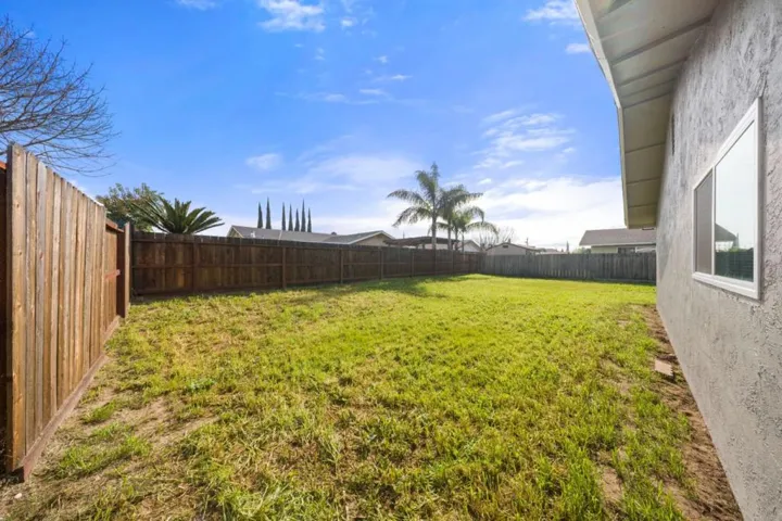 Large backyard. Blank canvas t o design your dream backyard!