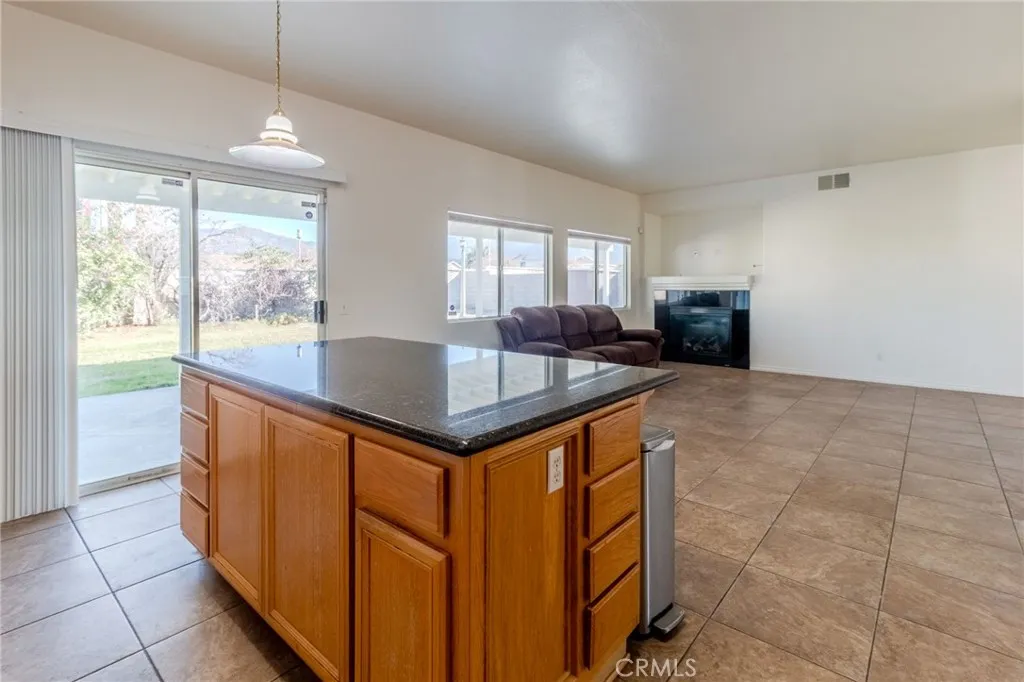 43734 Amazon, Hemet, California 92544 home-pic-24