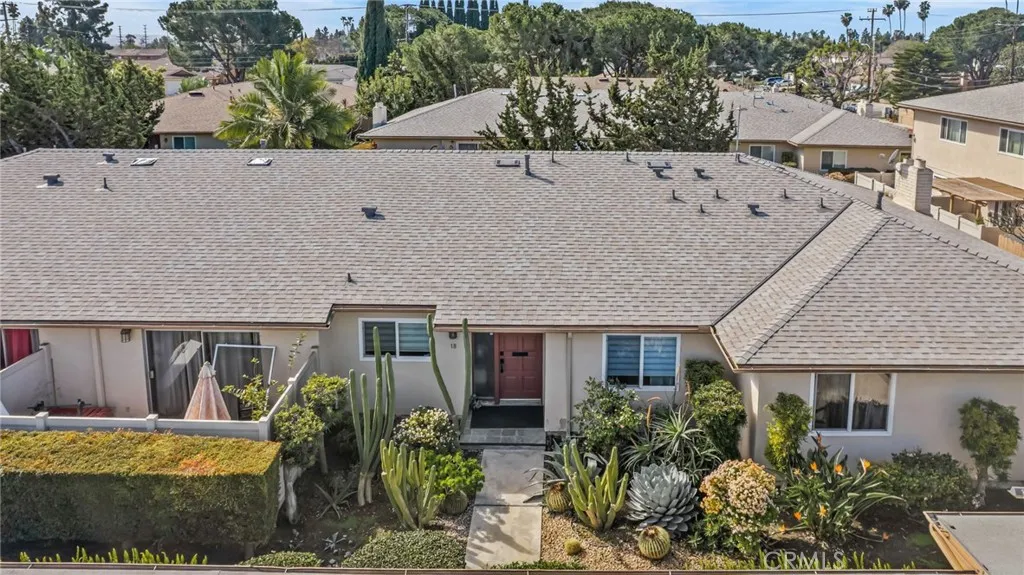 1881 Mitchell 18, Tustin, California 92780 home-pic-35