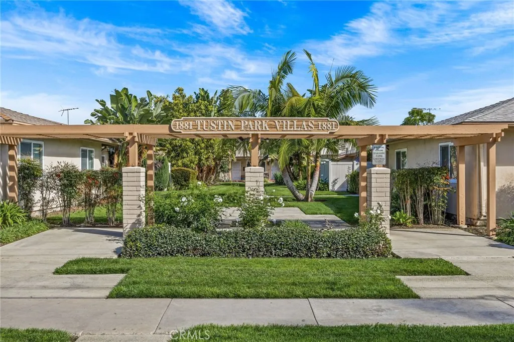 1881 Mitchell 18, Tustin, California 92780 home-pic-31
