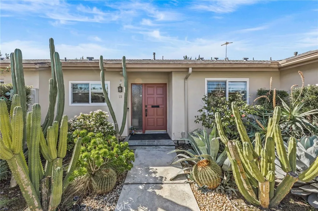 1881 Mitchell 18, Tustin, California 92780 home-pic-27