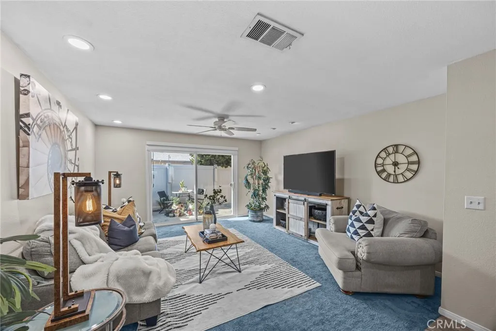 1881 Mitchell 18, Tustin, California 92780 home-pic-13