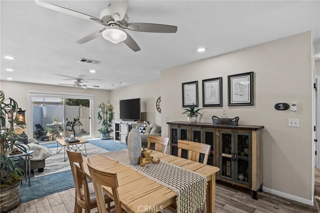 1881 Mitchell 18, Tustin, California 92780 home-pic-10