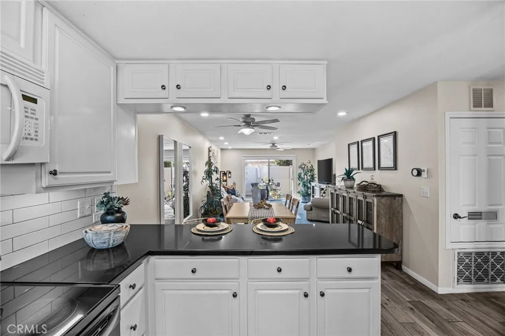 1881 Mitchell 18, Tustin, California 92780 home-pic-3