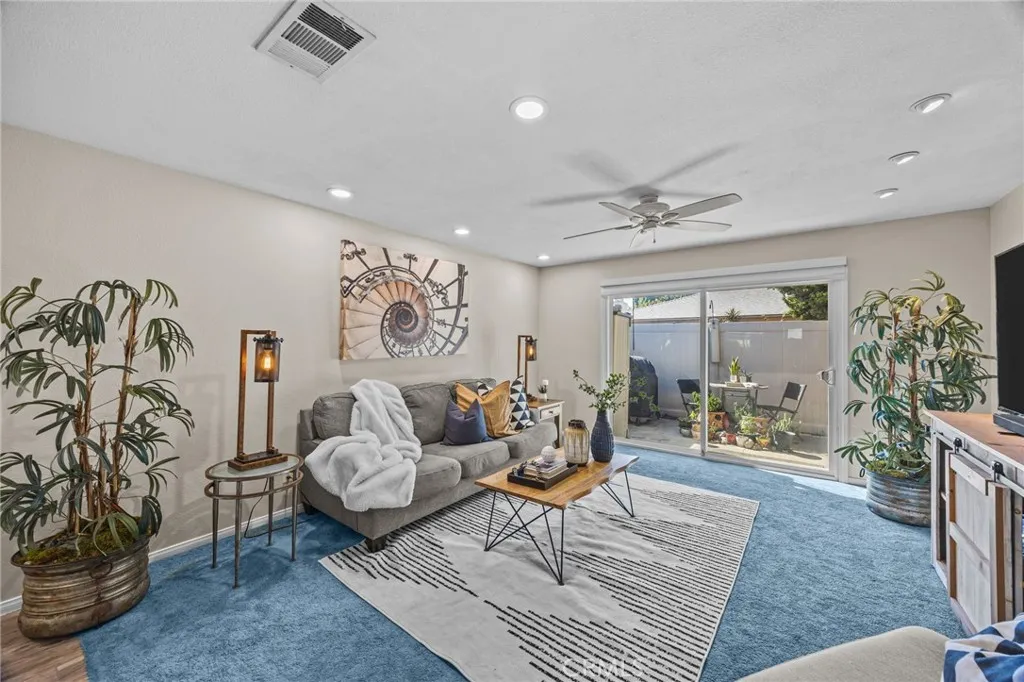 1881 Mitchell 18, Tustin, California 92780 home-pic-14