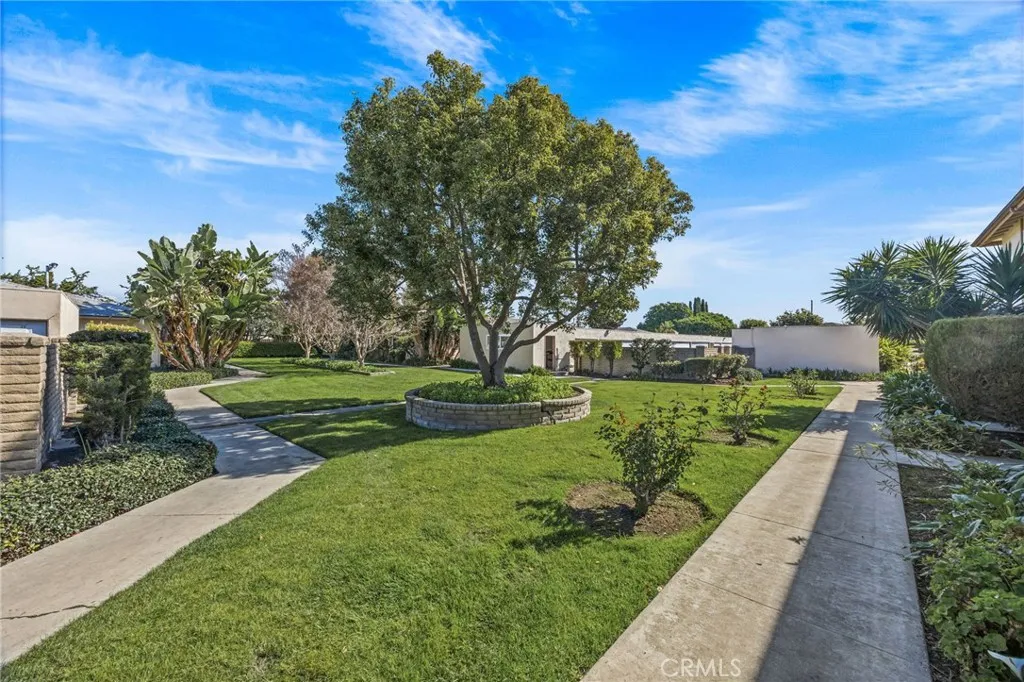 1881 Mitchell 18, Tustin, California 92780 home-pic-32