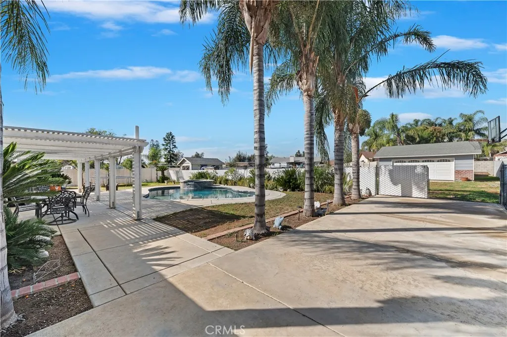 8310 Santiago, Jurupa Valley, California 92509 home-pic-34