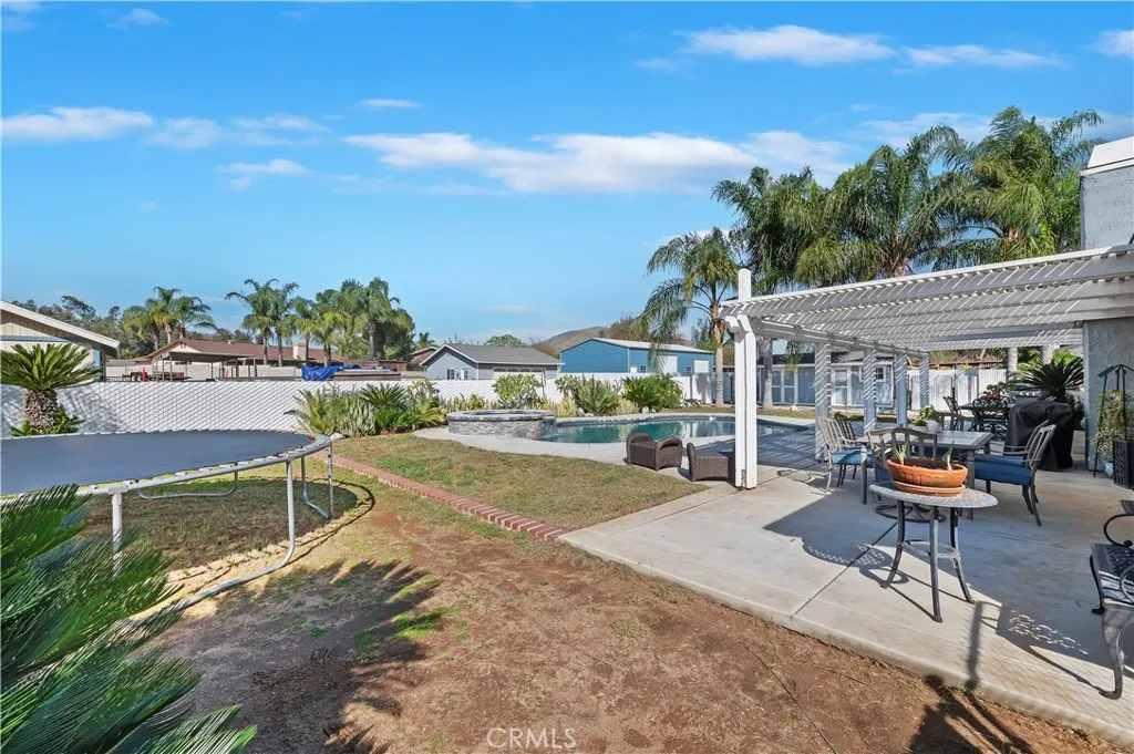 8310 Santiago, Jurupa Valley, California 92509 home-pic-31