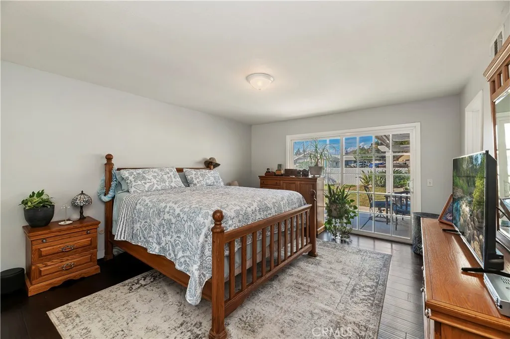 8310 Santiago, Jurupa Valley, California 92509 home-pic-23