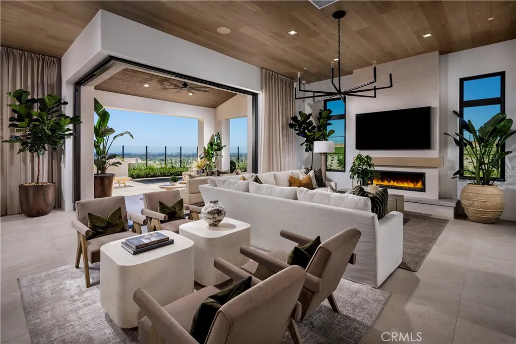 536 Peninsula, Irvine, California 92602 home-pic-10