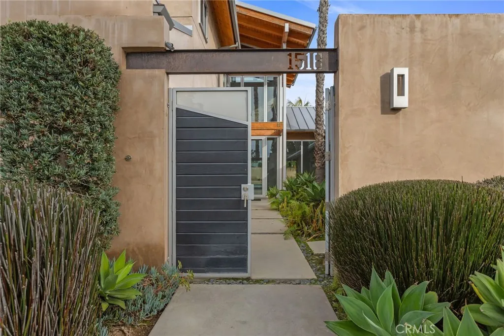 1518 Anita Lane, Newport Beach, California 92660 home-pic-2