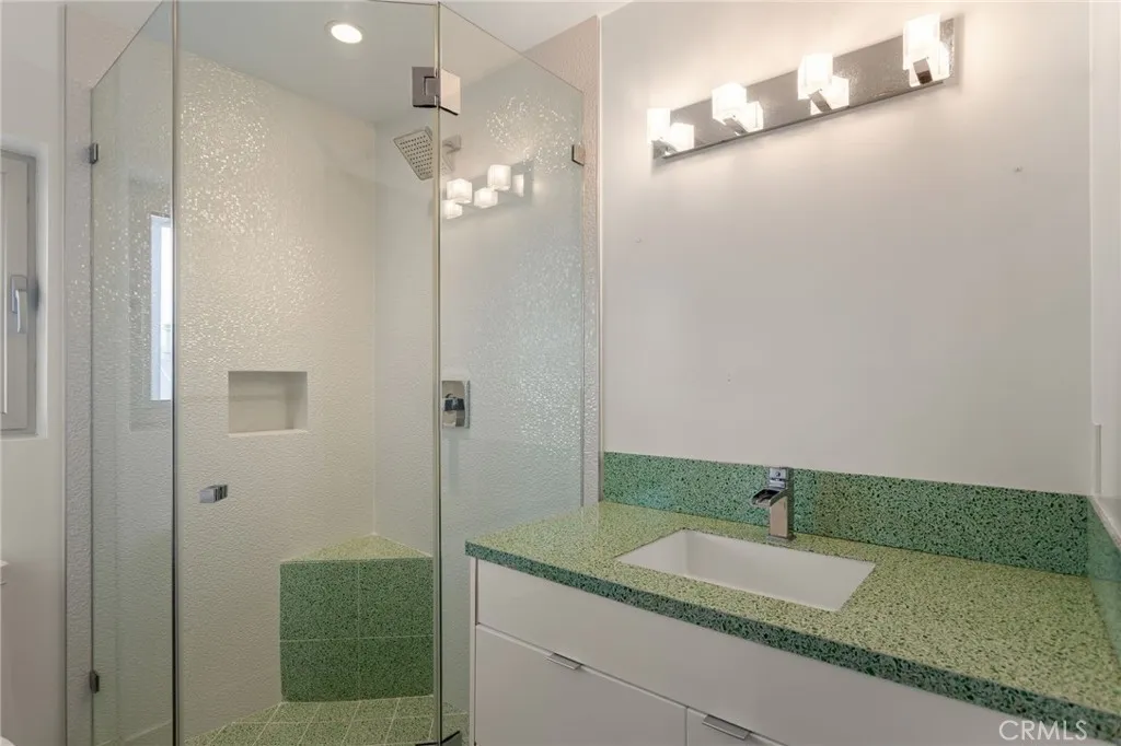 1518 Anita Lane, Newport Beach, California 92660 home-pic-23