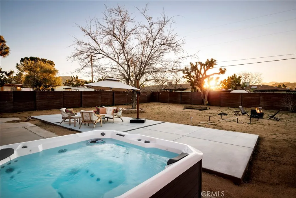 7566 Shawnee, Yucca Valley, California 92284 home-pic-23