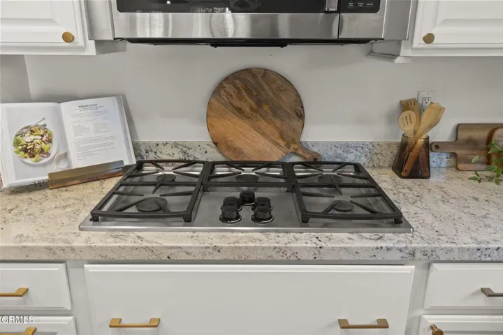 33-Kitchen