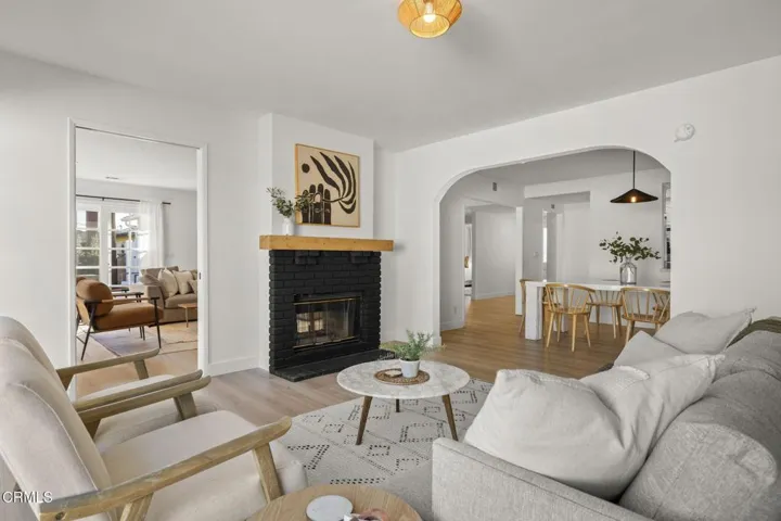 27-Family Room