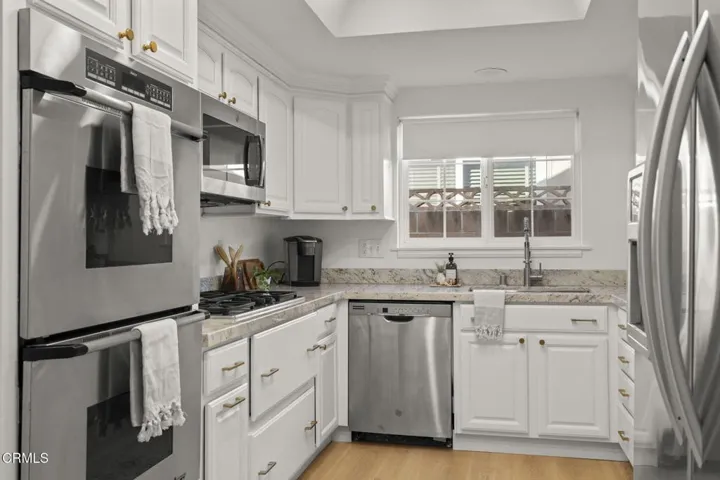 31-Kitchen