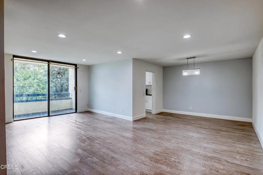 4041 Via Marisol 210, Los Angeles, California 90042 home-pic-2