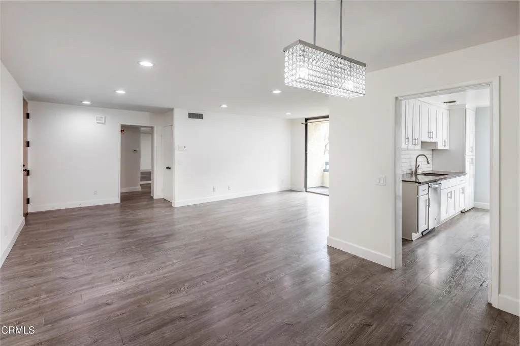 4041 Via Marisol 210, Los Angeles, California 90042 home-pic-8