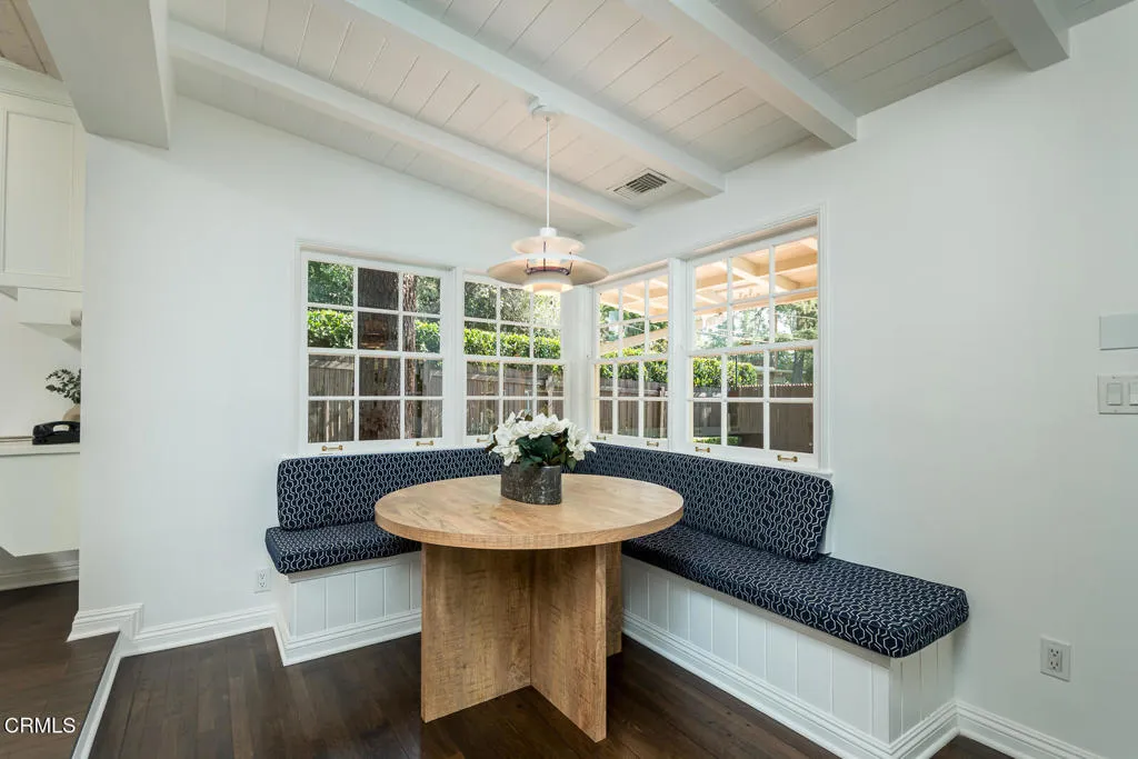 2042 Los Amigos Street, La Canada Flintridge, California 91011 home-pic-33