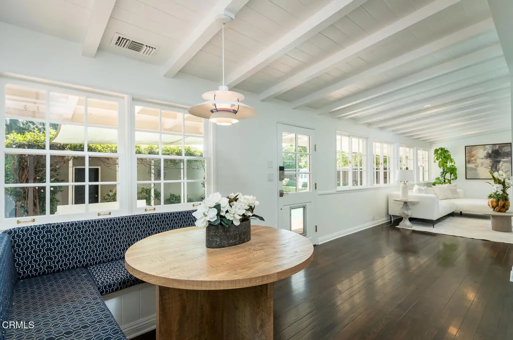 2042 Los Amigos Street, La Canada Flintridge, California 91011 home-pic-32