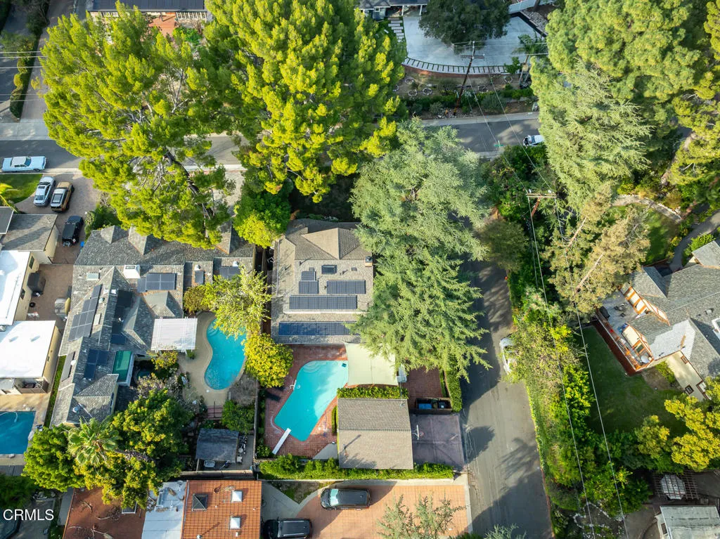 2042 Los Amigos Street, La Canada Flintridge, California 91011 home-pic-64