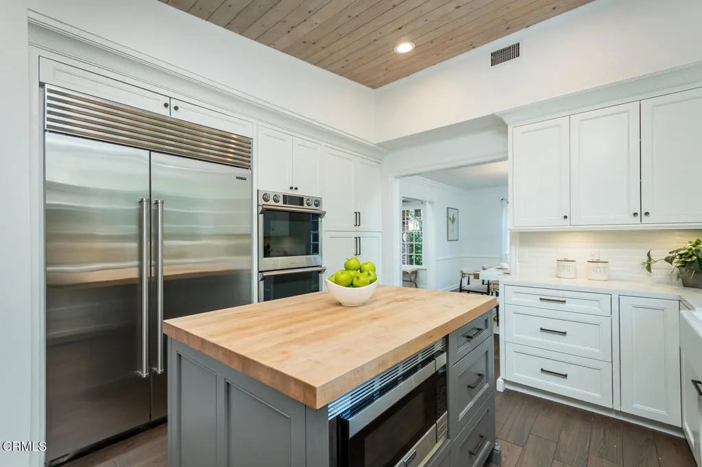 2042 Los Amigos Street, La Canada Flintridge, California 91011 home-pic-18