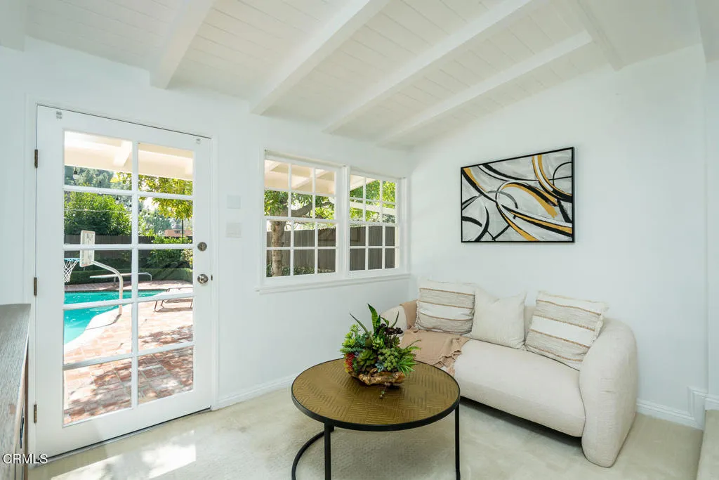 2042 Los Amigos Street, La Canada Flintridge, California 91011 home-pic-30
