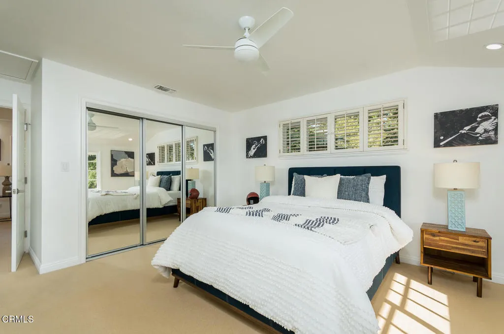 2042 Los Amigos Street, La Canada Flintridge, California 91011 home-pic-47