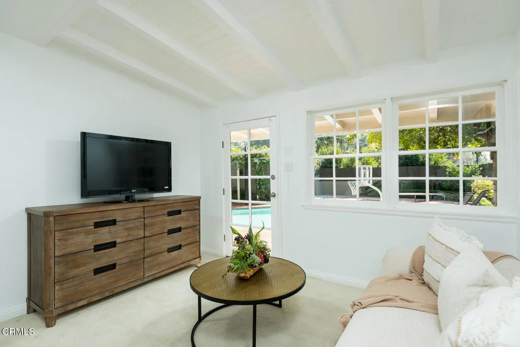 2042 Los Amigos Street, La Canada Flintridge, California 91011 home-pic-25