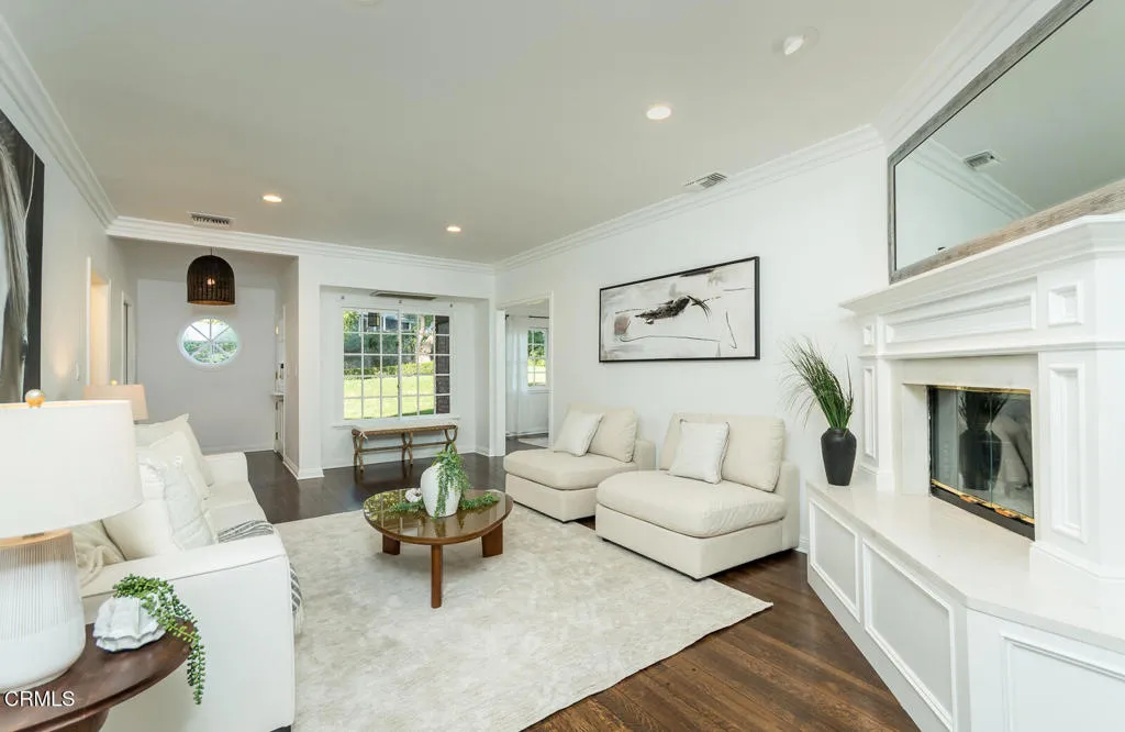 2042 Los Amigos Street, La Canada Flintridge, California 91011 home-pic-7