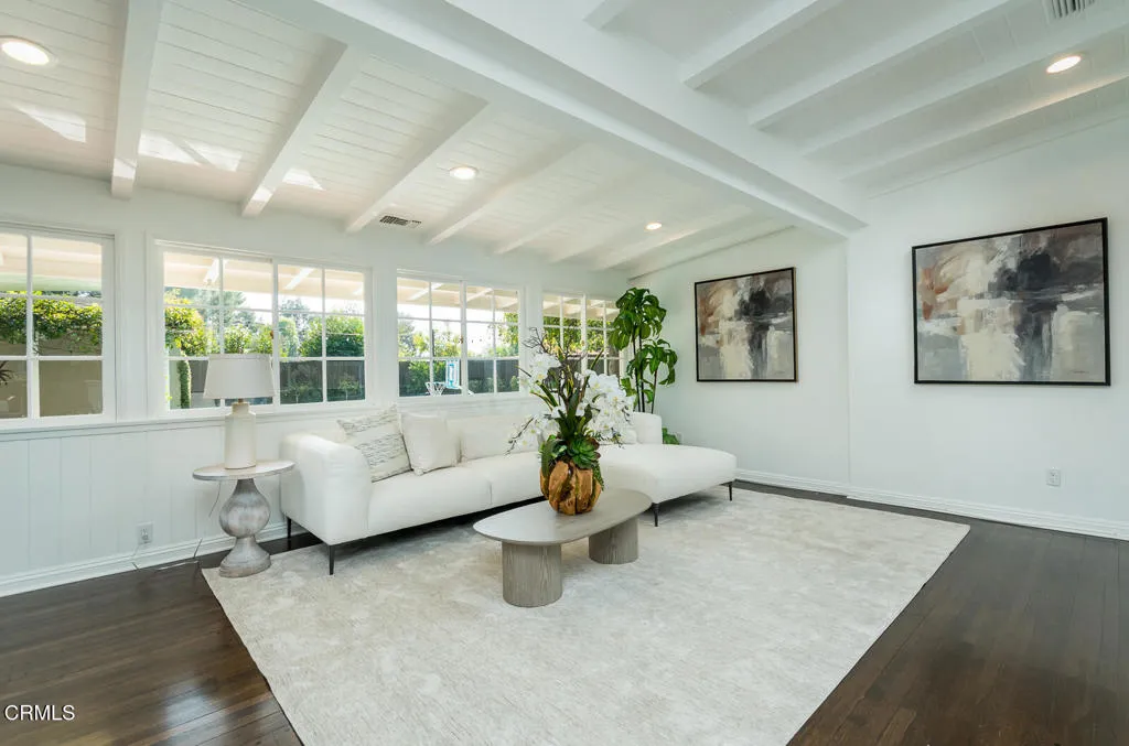 2042 Los Amigos Street, La Canada Flintridge, California 91011 home-pic-31