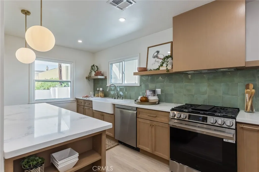21625 Bernice Avenue, Torrance, California 90503 home-pic-14